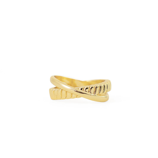 Crisscross Ring